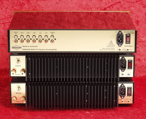 REDGUM RGM175s amplifier - rear view