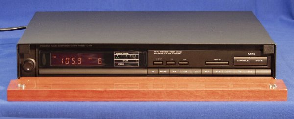 REDGUM RGT1 Tuner- front open